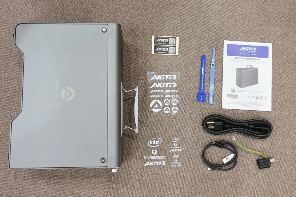 MacBook ProにeGPU装着で動画編集が快適！AKITIO NODE TITAN