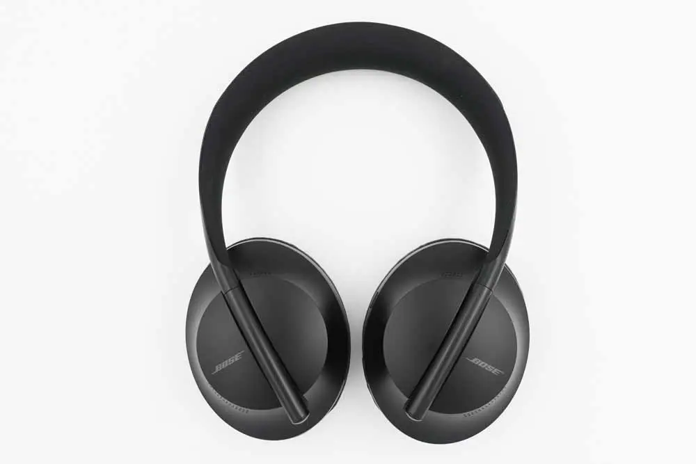 レビュー】ボーズBOSEノイズキャンセリング ヘッドホン700がおすすめ