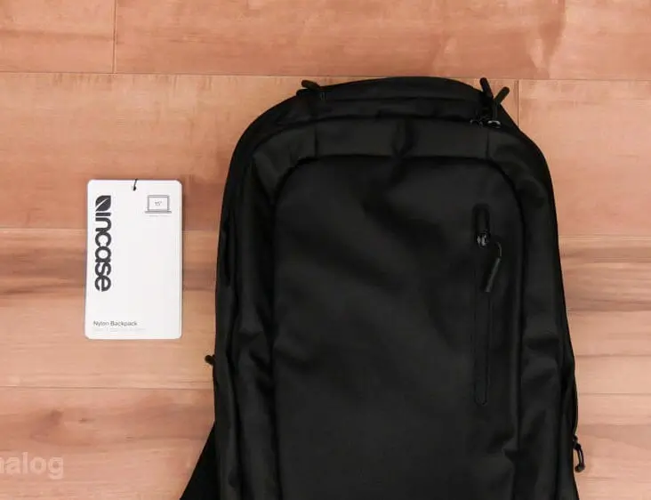 Incase Nylon Backpack インケース apple mac レビュー】インケースのNylon BackPackは軽量でMacBook Pro 16もOK
