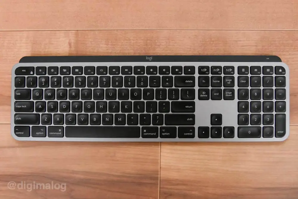 MX Keys for MacはUS配列だけど日本語切り替えやペアリングも簡単。MX 