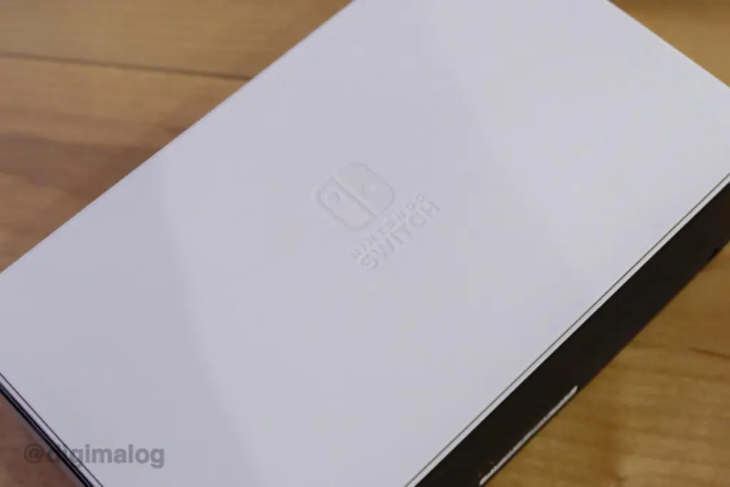 ニンテンドースイッチ 有機ELモデルを実機レビュー|旧モデルとの違い ニンテンドースイッチ 有機ELモデルを実機レビュー|旧モデルとの違い