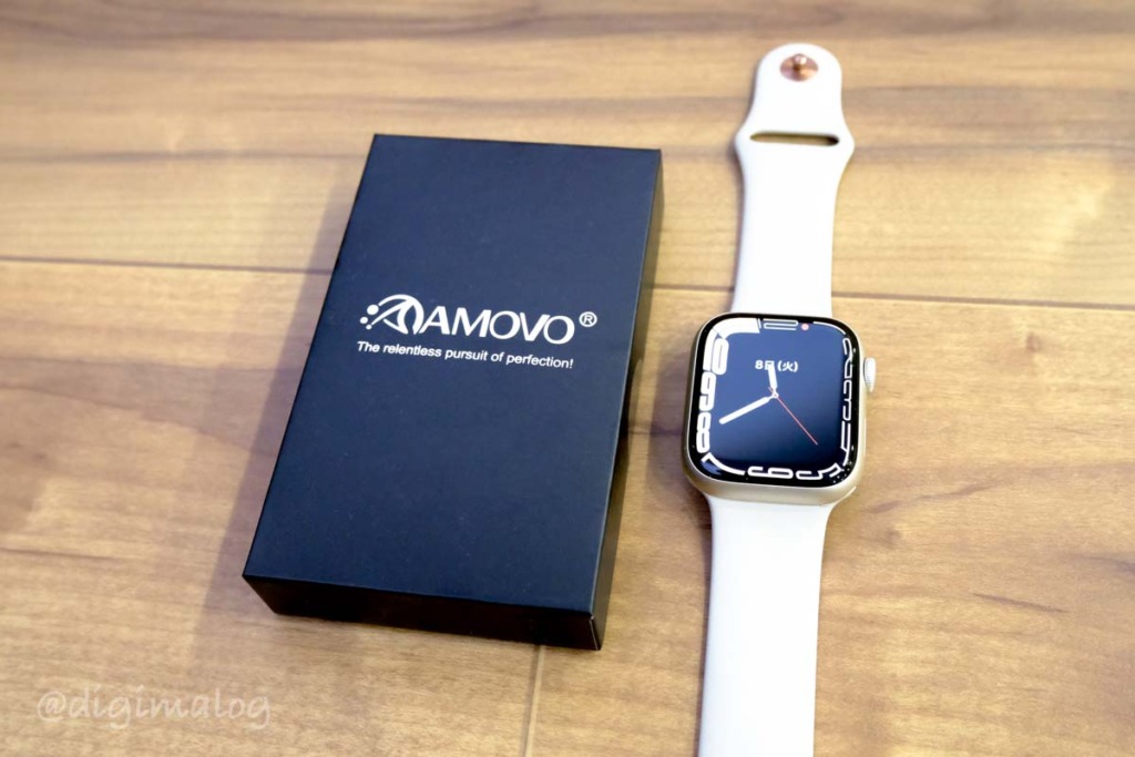 Apple watch 7にAMOVOの全面保護ガラスケース(スターライト色)を取り付け
