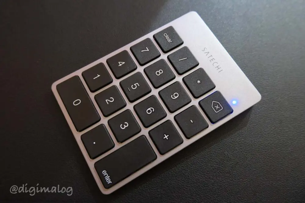 Satechi スリムワイヤレス Bluetooth テンキーはMacにお似合いだけど 