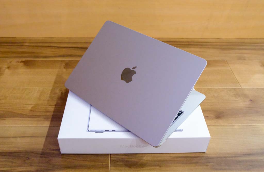レビュー】M2 MacBook Airをメモリ24GBに！｜MB Pro M1 Maxと比較 | で ...