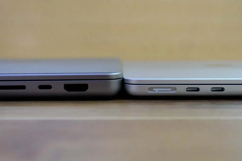 【極美品】MacBook Air M2 24GB メモリ スペースグレイ レビュー】M2 MacBook Airをメモリ24GBに！｜MB Pro M1 Maxと比較