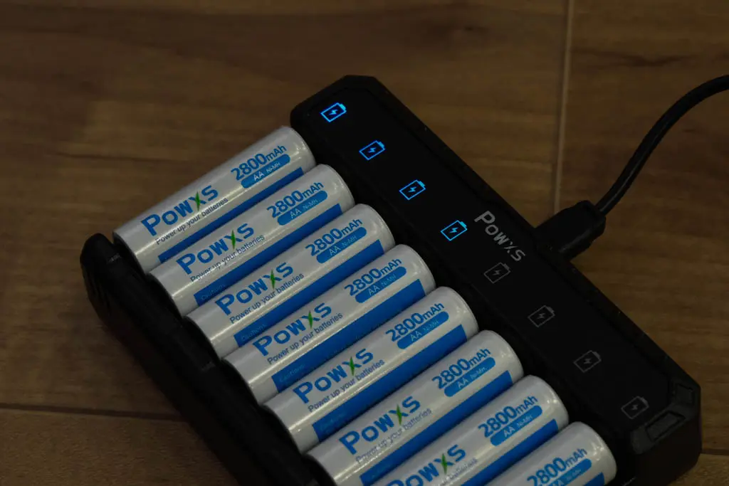 レビュー】USB-Cで充電可能なPOWXS 急速電池充電器とニッケル水素AA電池セットが快適すぎる