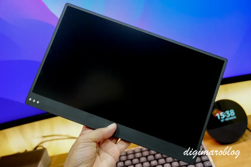 13インチの4Kモバイルモニターをデスク用に購入した理由と中華製を選ん