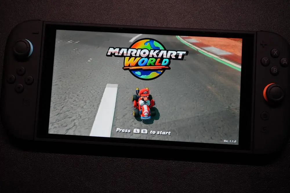 レビュー】Nintendo Switch2がやってきた！新旧比較｜マリカワールドも