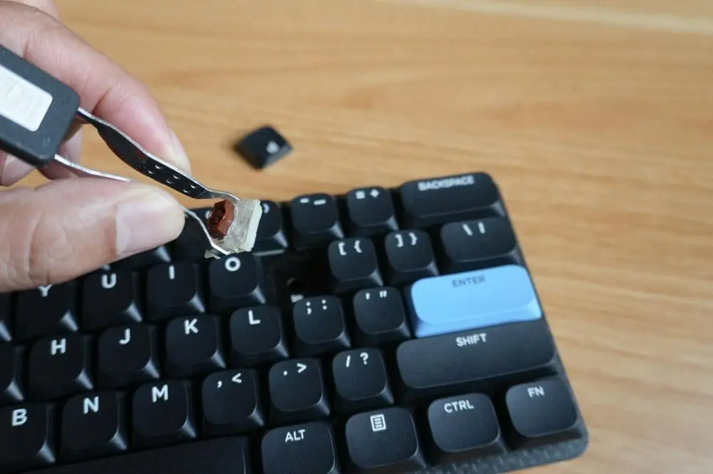 EPOMAKER CARBON60 ロープロ　キーボード（静音スイッチ換装） Amazon.com: EPOMAKER Carbon60 QMK/VIA Wireless Mechanical Keyboard