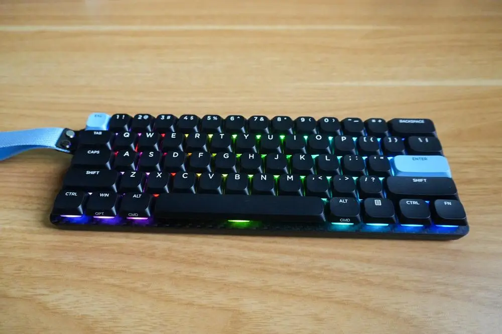 レビュー】Epomaker Carbon 60｜カーボン製ロープロファイルの