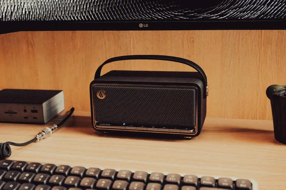 EDIFIER MP330のコスパが良すぎる！コンパクトBluetoothスピーカー