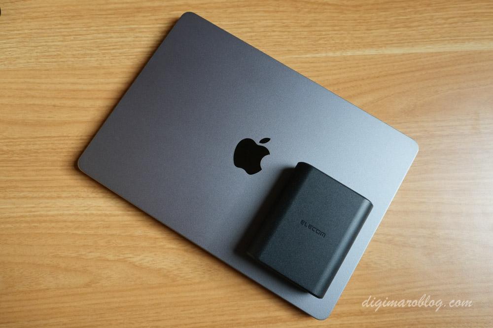 ナトリウムイオン採用のモバイルバッテリーとMacBook Air