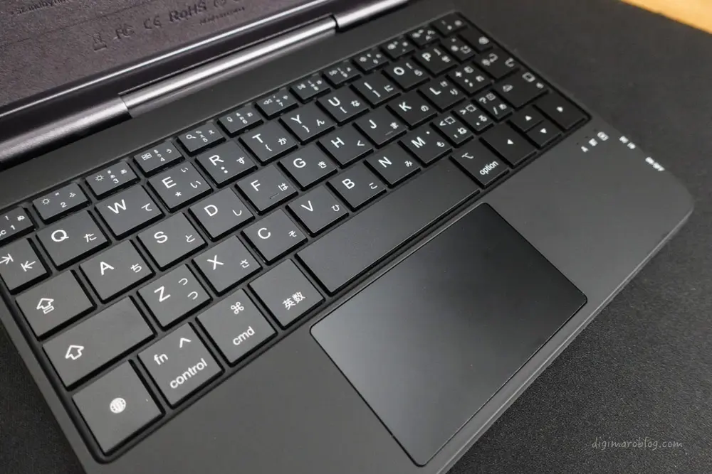 純正にはないiPad miniに使える高機能マジックキーボードケースを使っ
